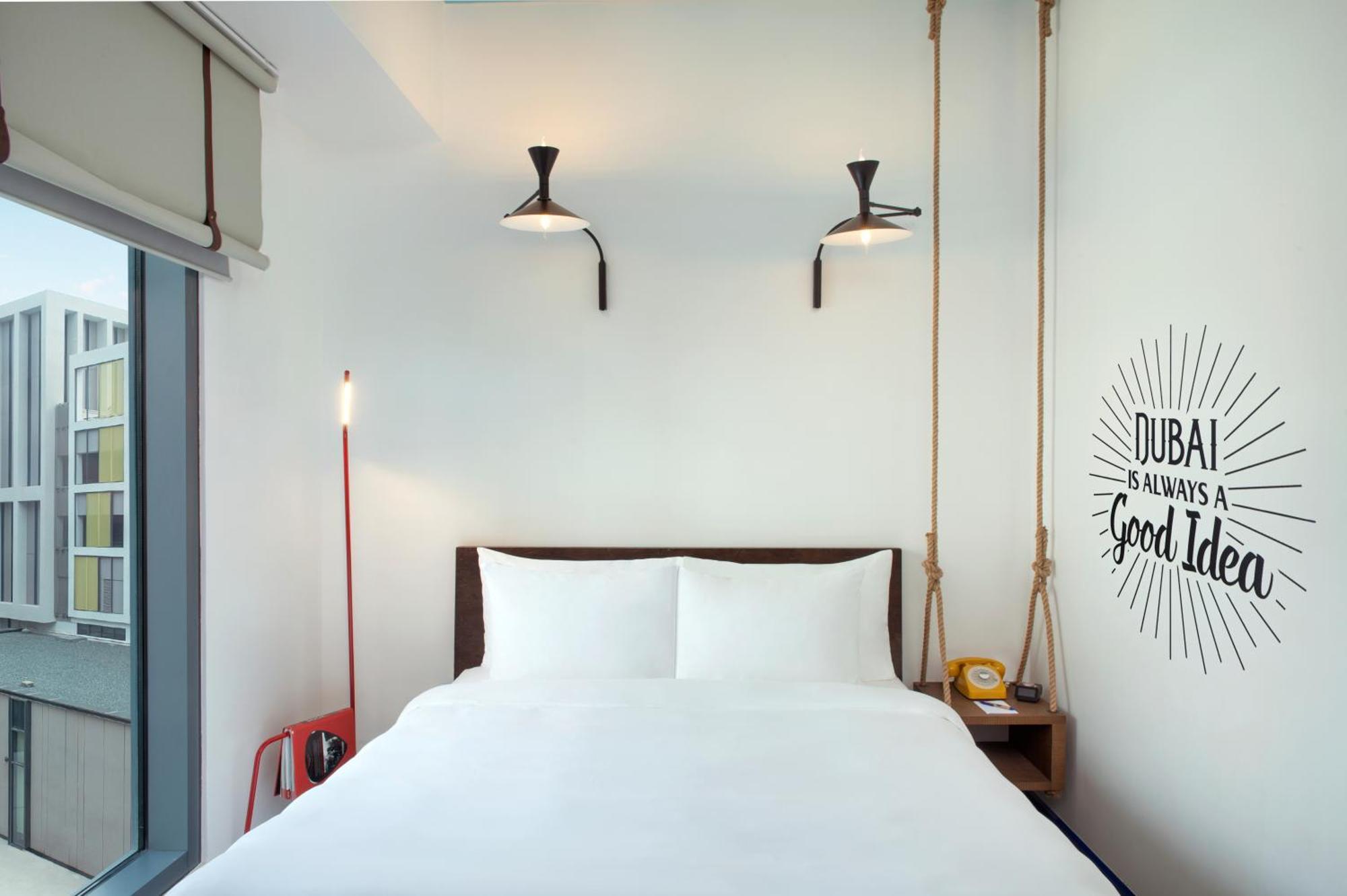 Queen Room - Accessible