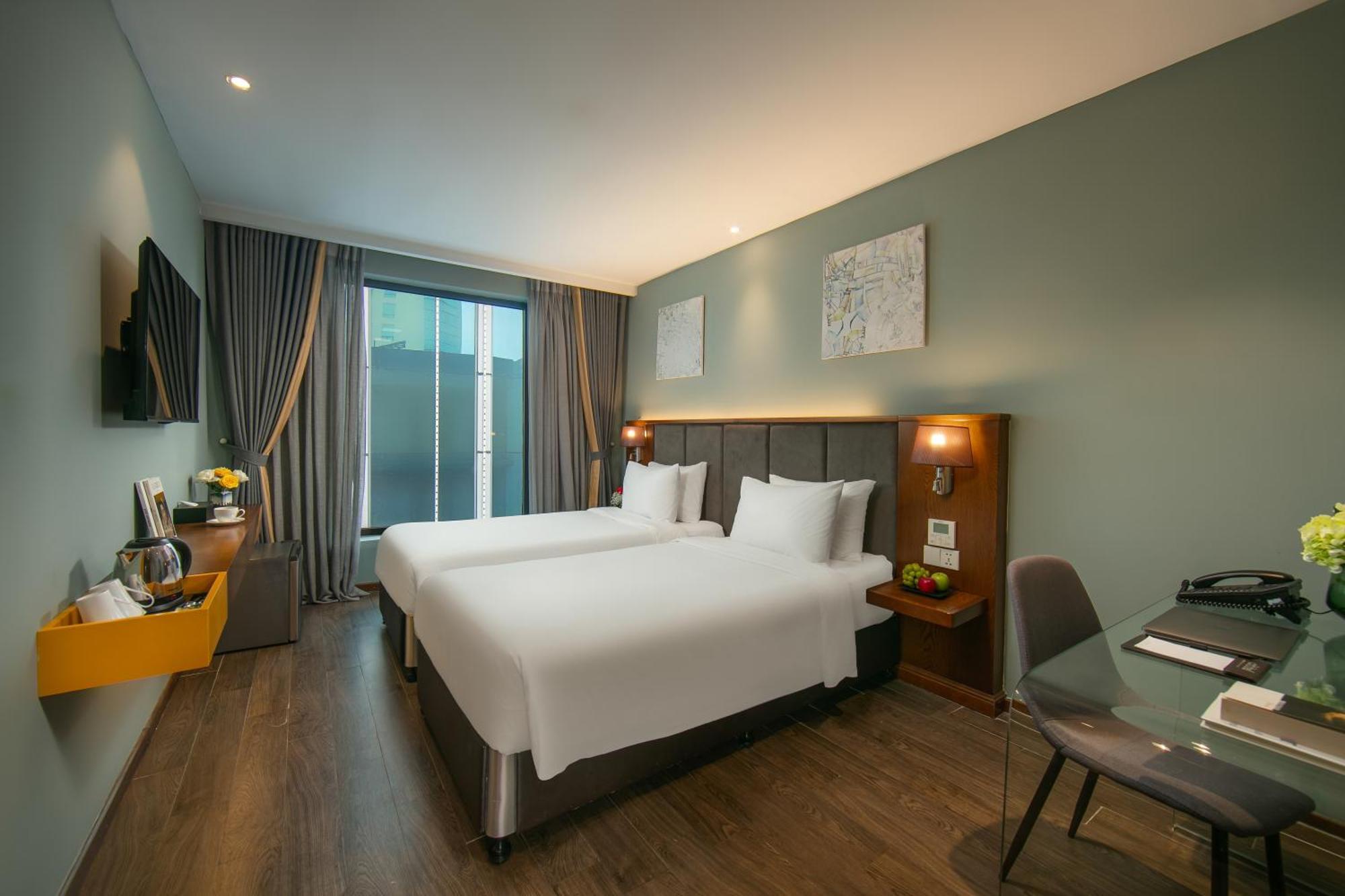 Twin Room with City View
