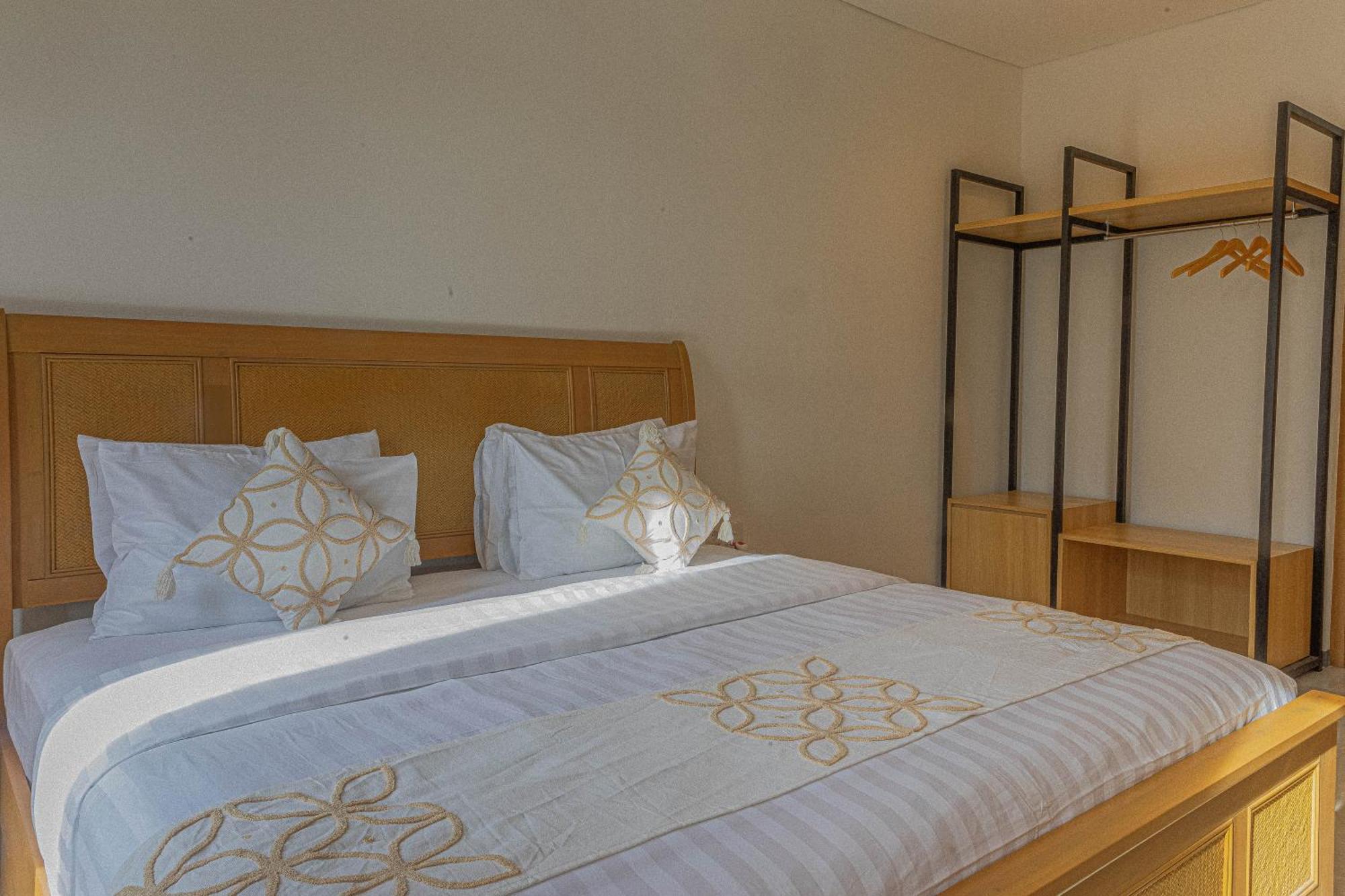 Standard Double Room,1503014383:JPEG