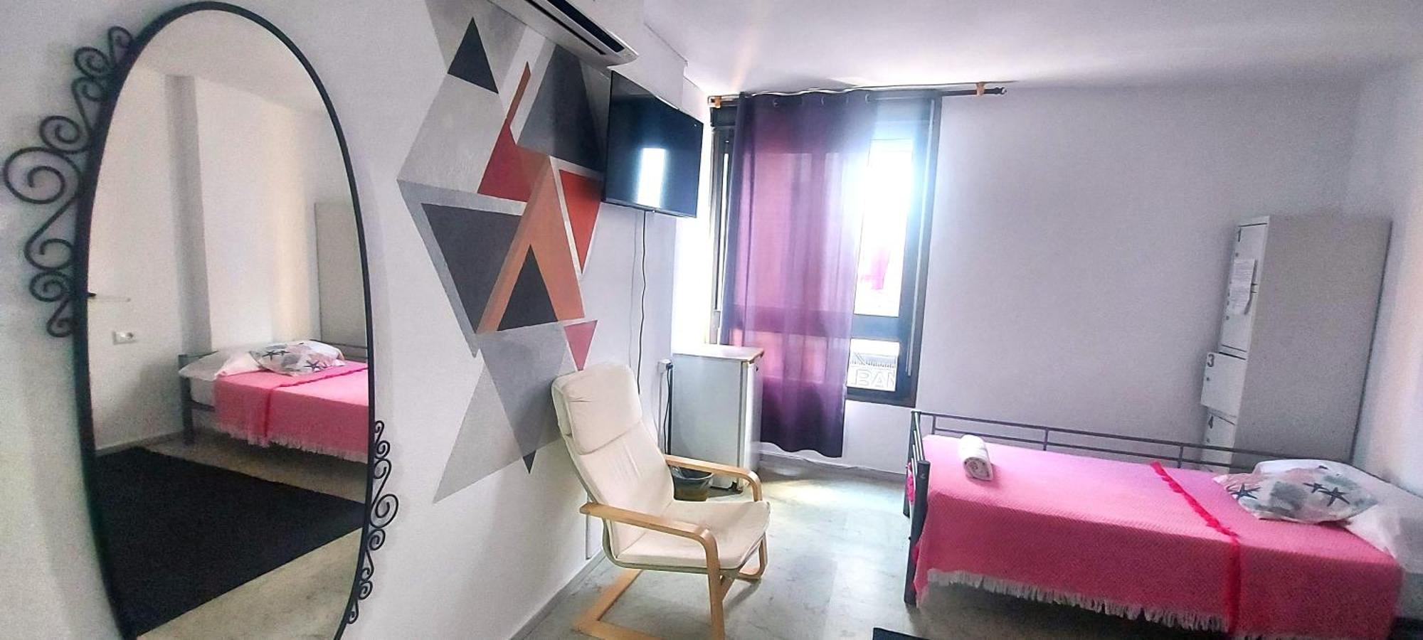 Twin Room with Shared Bathroom,1545266971:JPEG