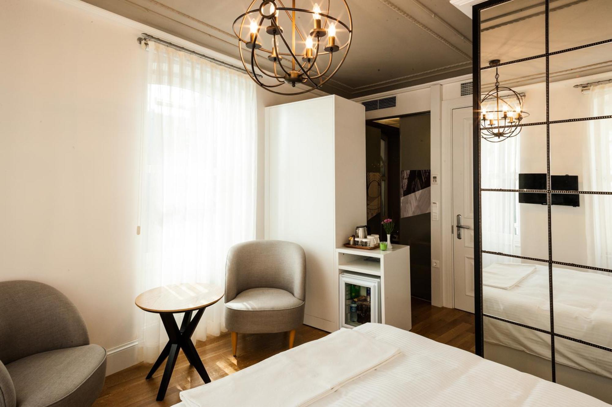 Standard Double Room,1503744898:JPEG