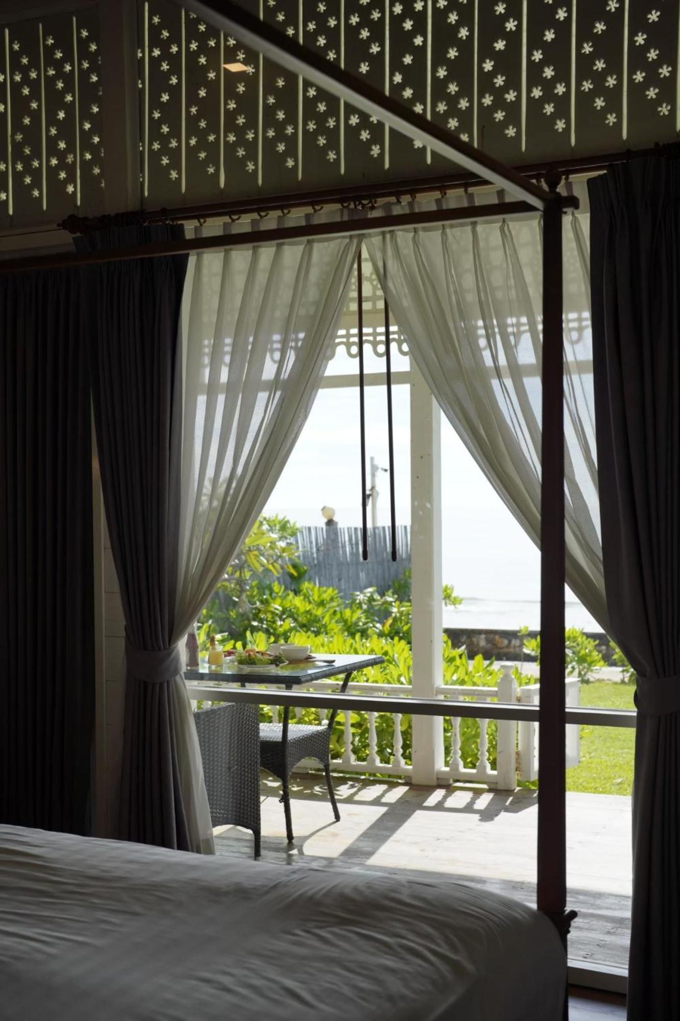 Villa Beach Front