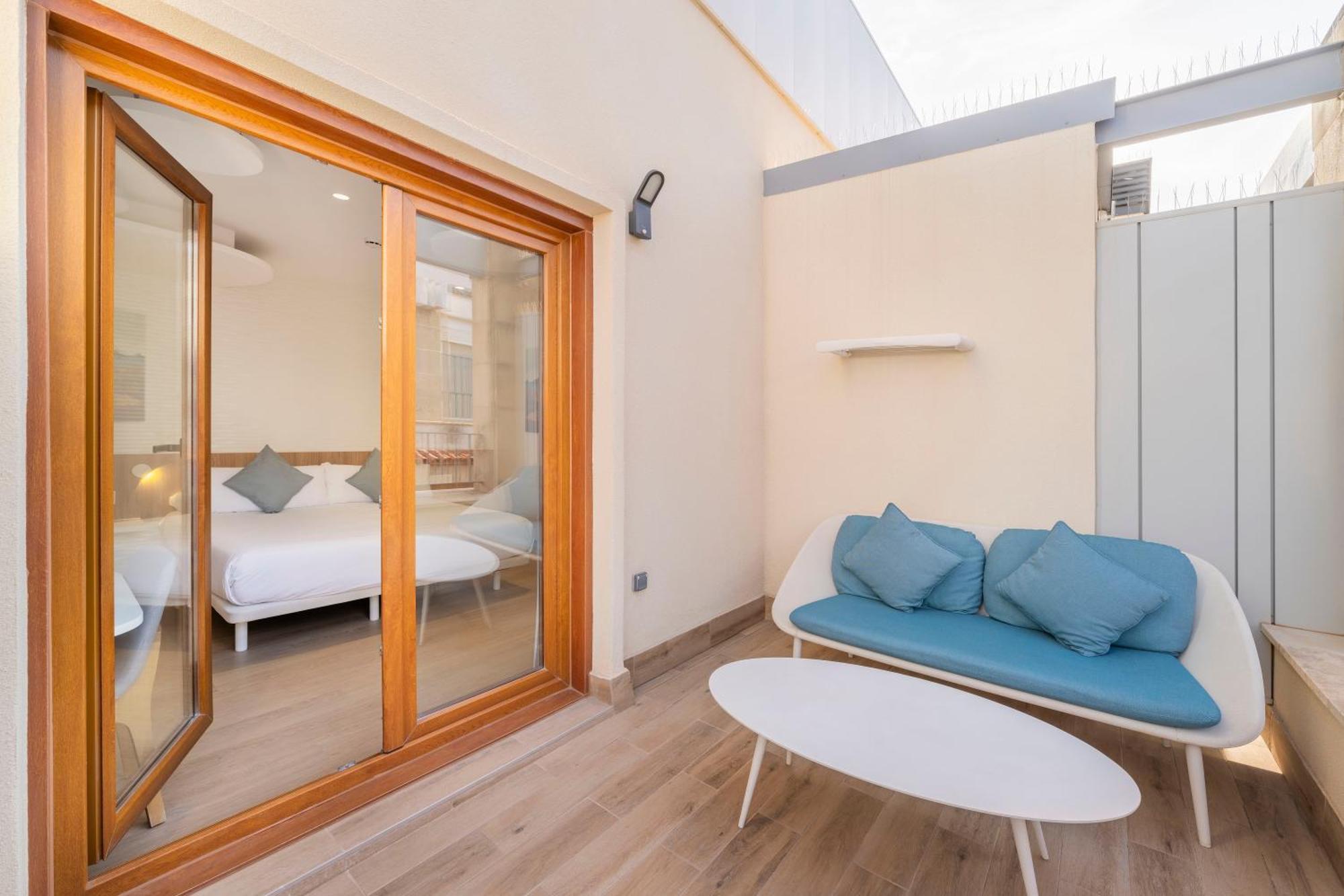 Superior Apartment