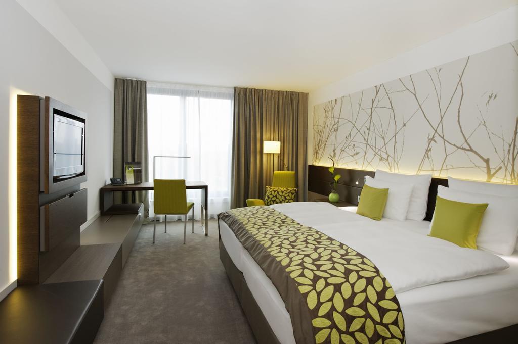 Deluxe Double Room with City View,780395151:JPEG