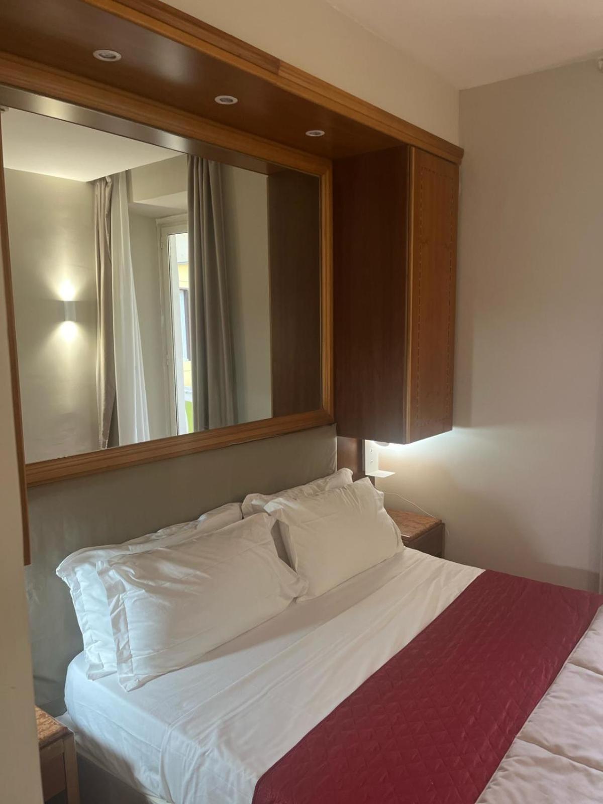 Habitación Doble Pequeña