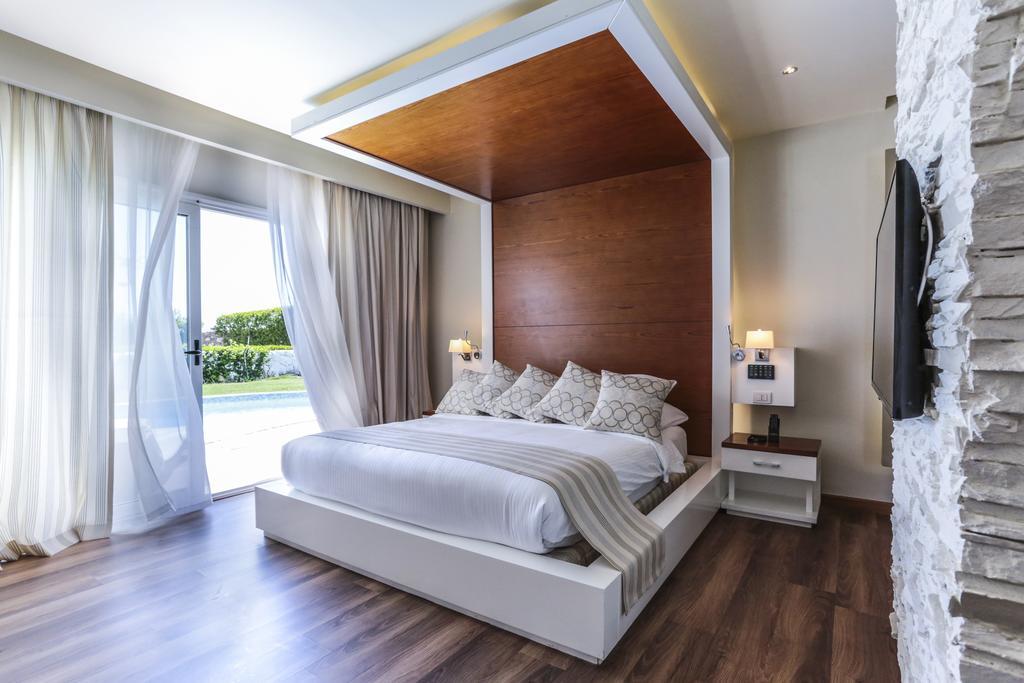 Villa Royale - Posh Club