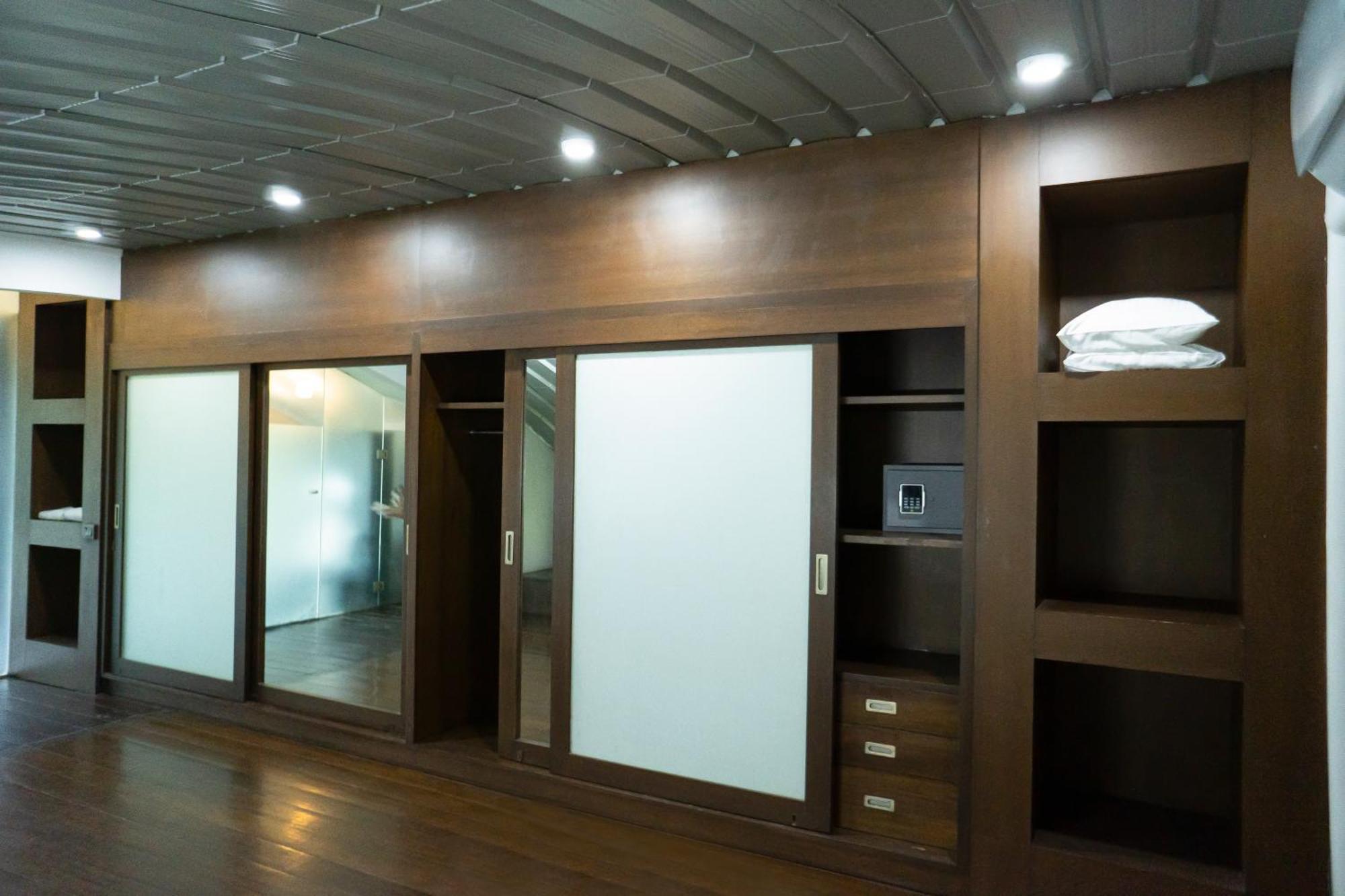 Presidential Sea Suite