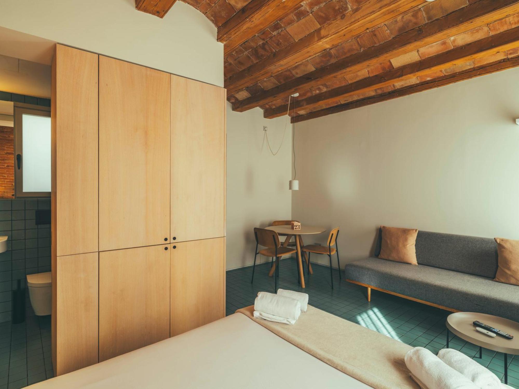 Studio Apartment