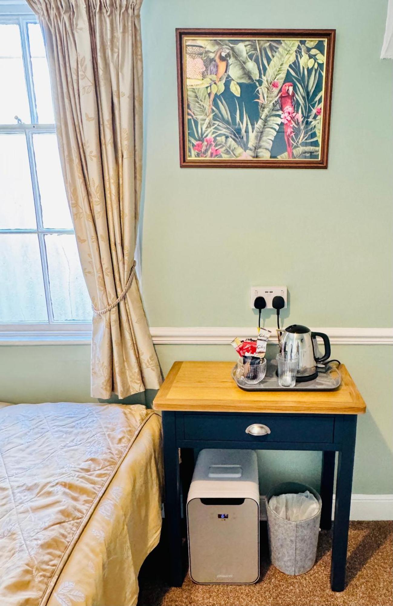 Deluxe Single Room