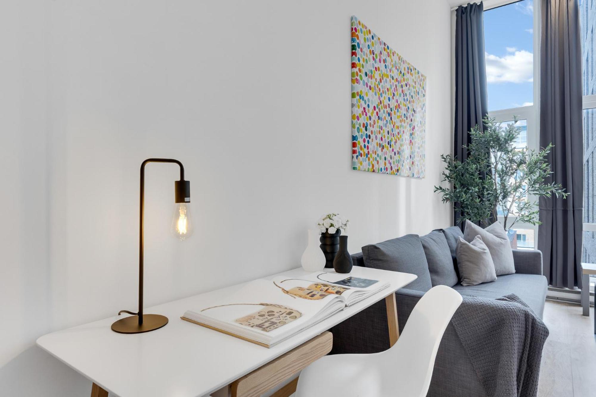 Deluxe One-Bedroom Apartment with City View