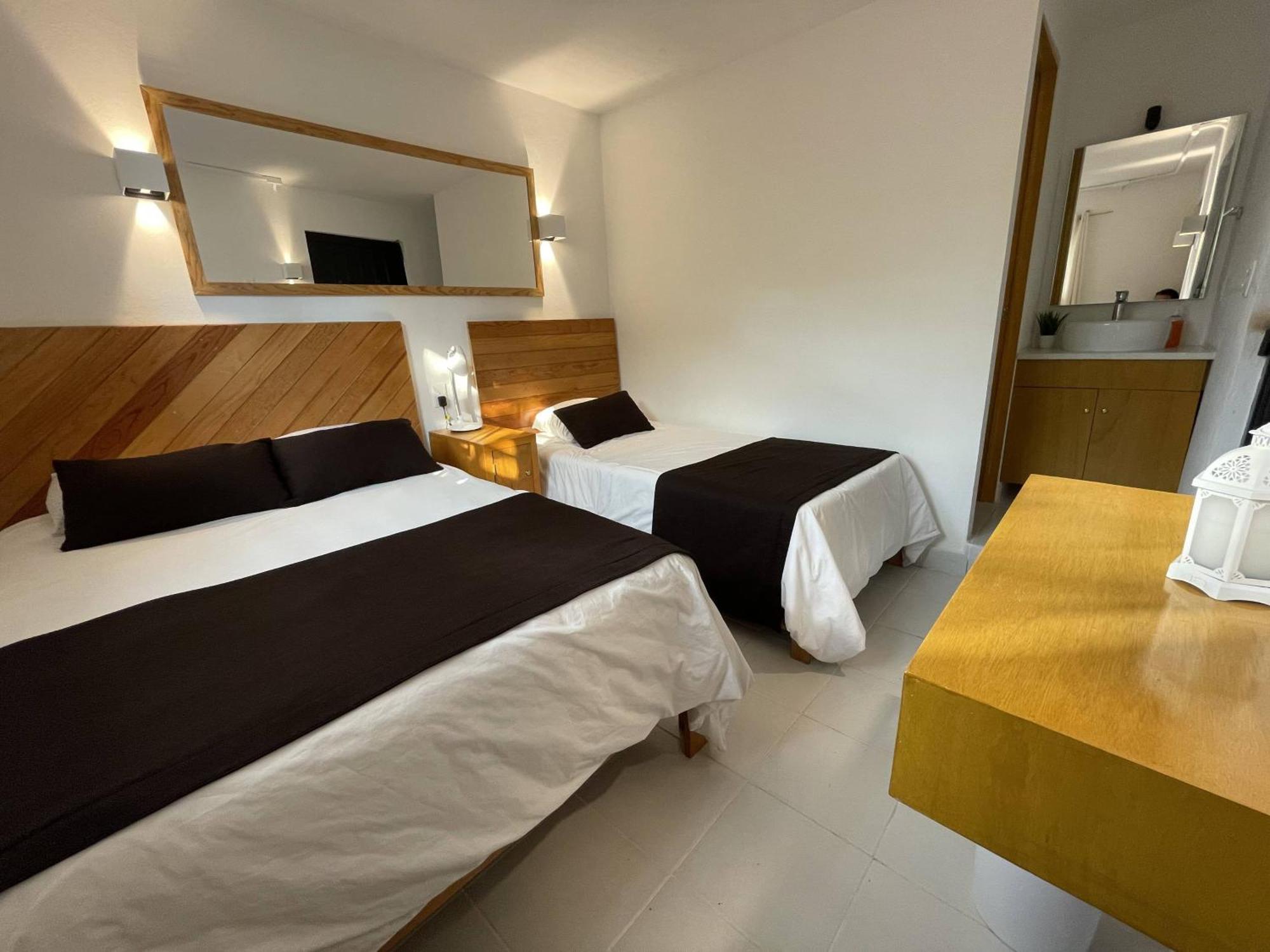 Twin Room with Private Bathroom