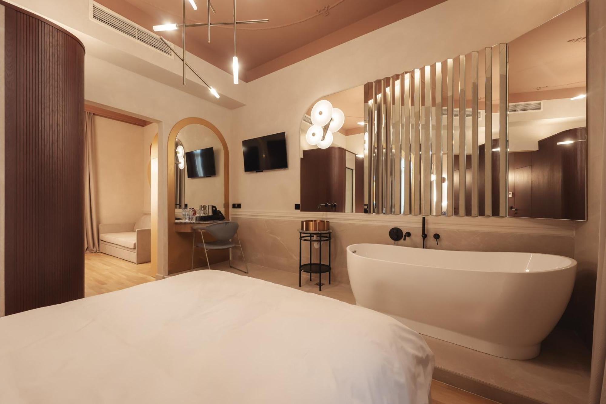 Elegant Suite