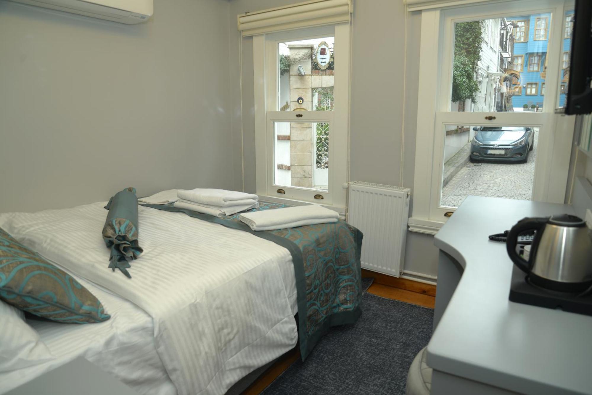 Economy Double Room