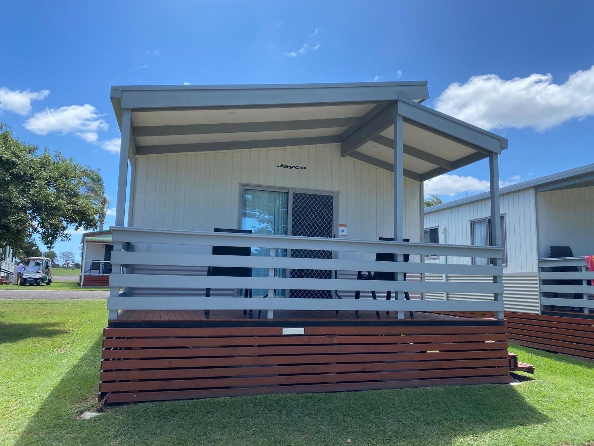 Beachfront Cabin 2 Bedroom - No Pets Allowed