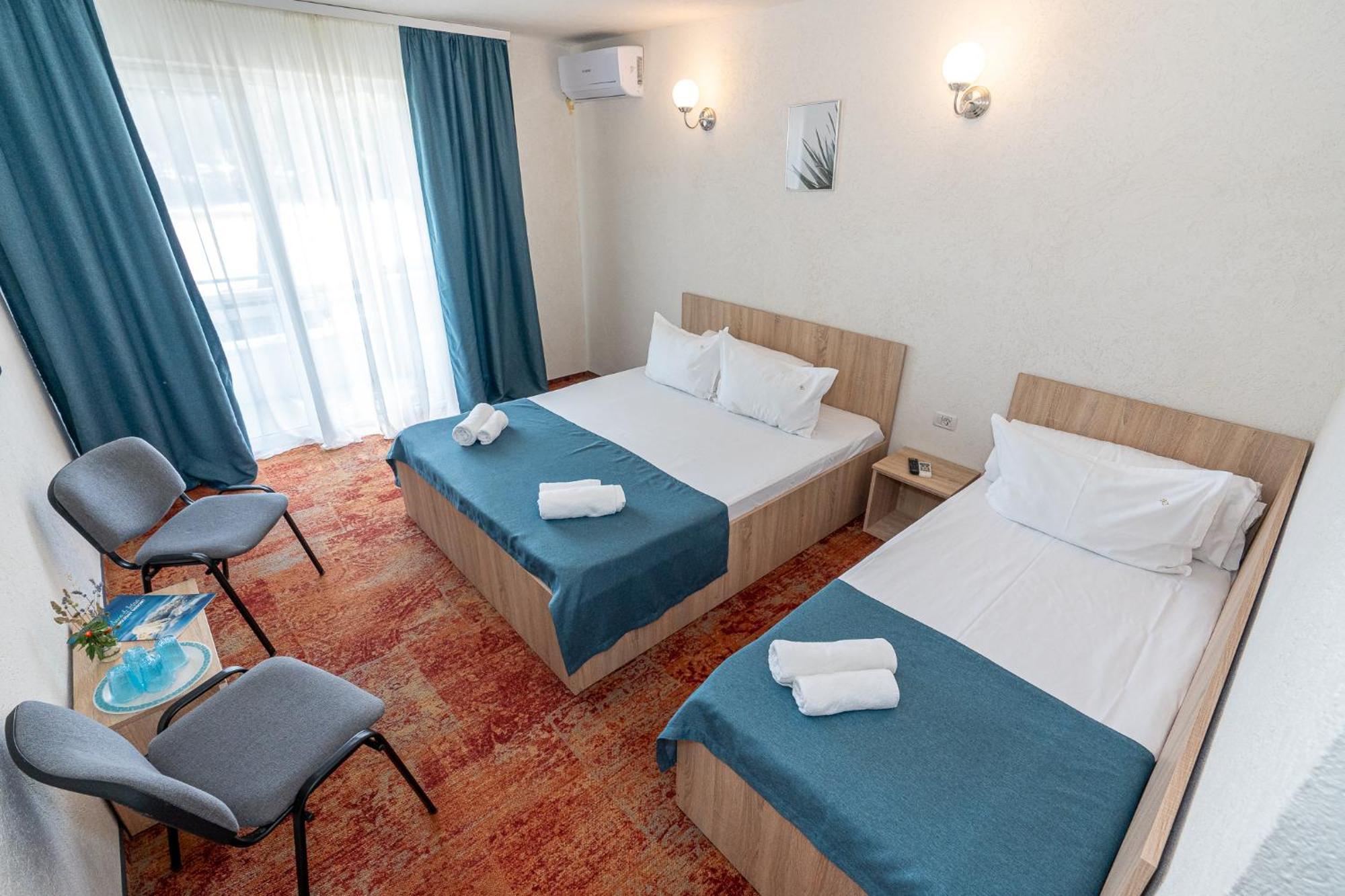 Triple room with balcony Hotel Irina