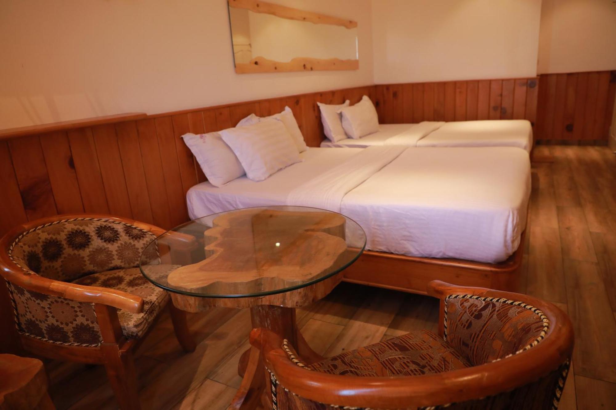 King Room with Two King Beds