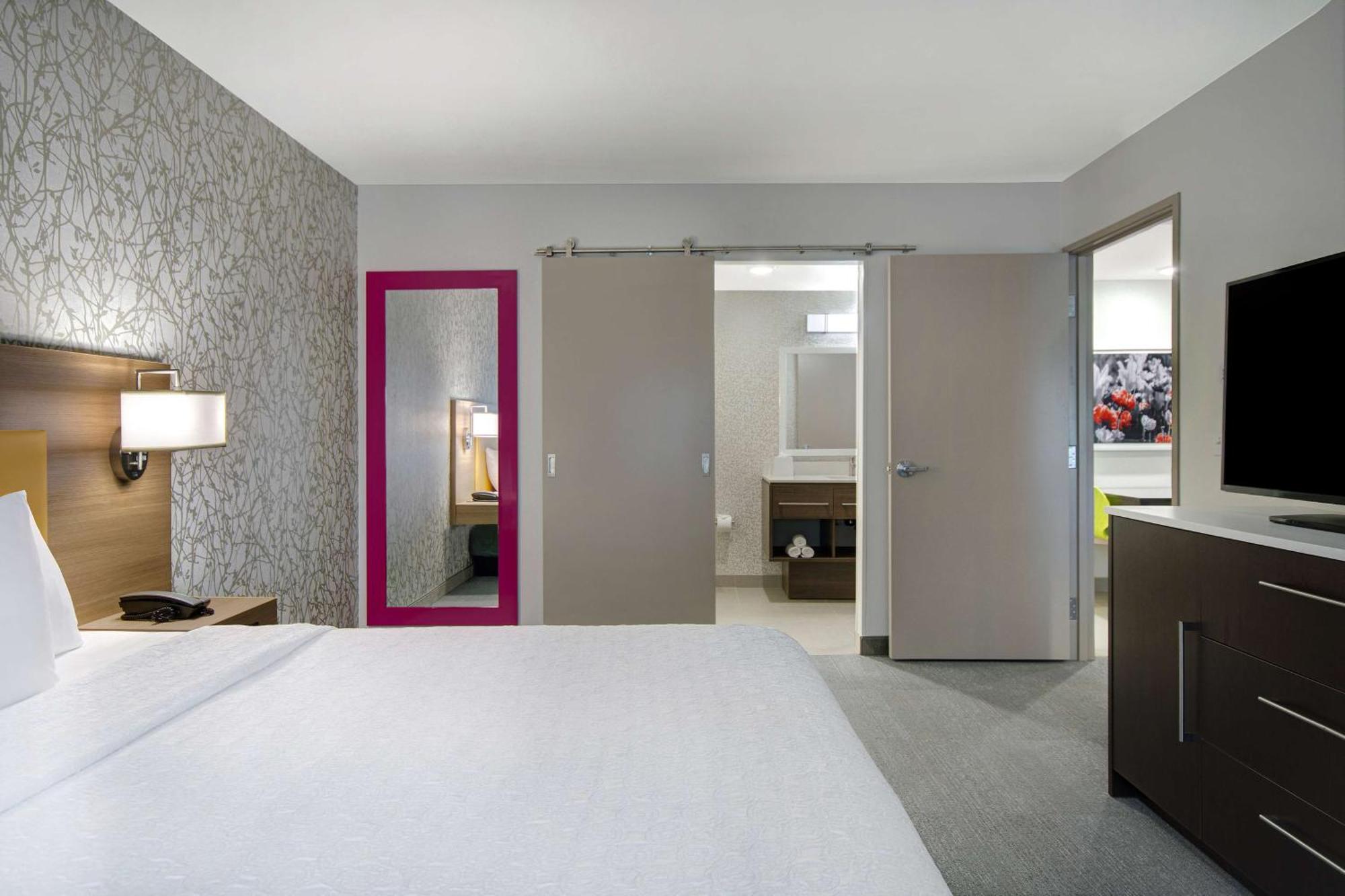 King Studio Suite - Hearing Access