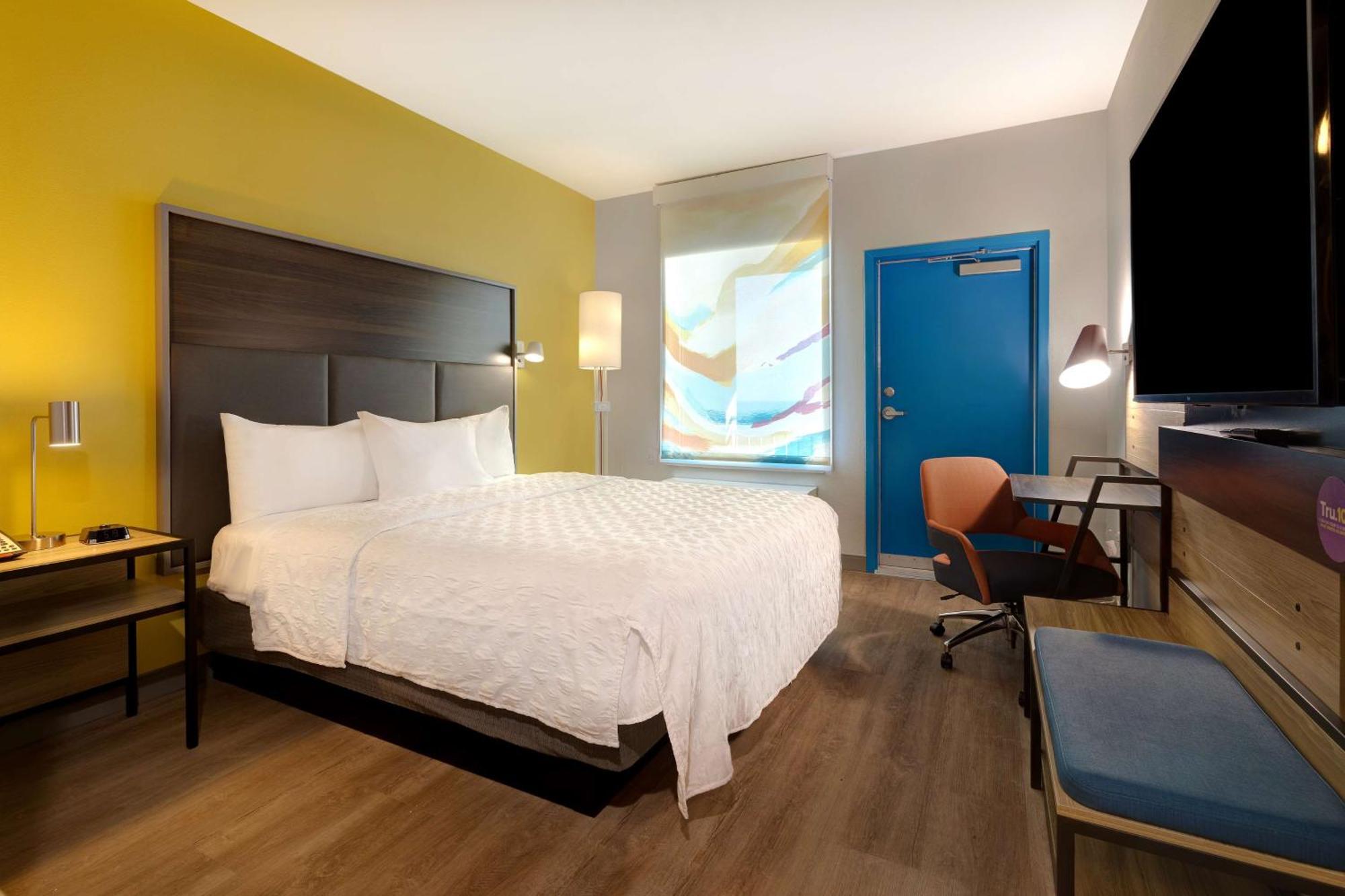 King Room with Balcony and Hearing Accessible - Ocean View