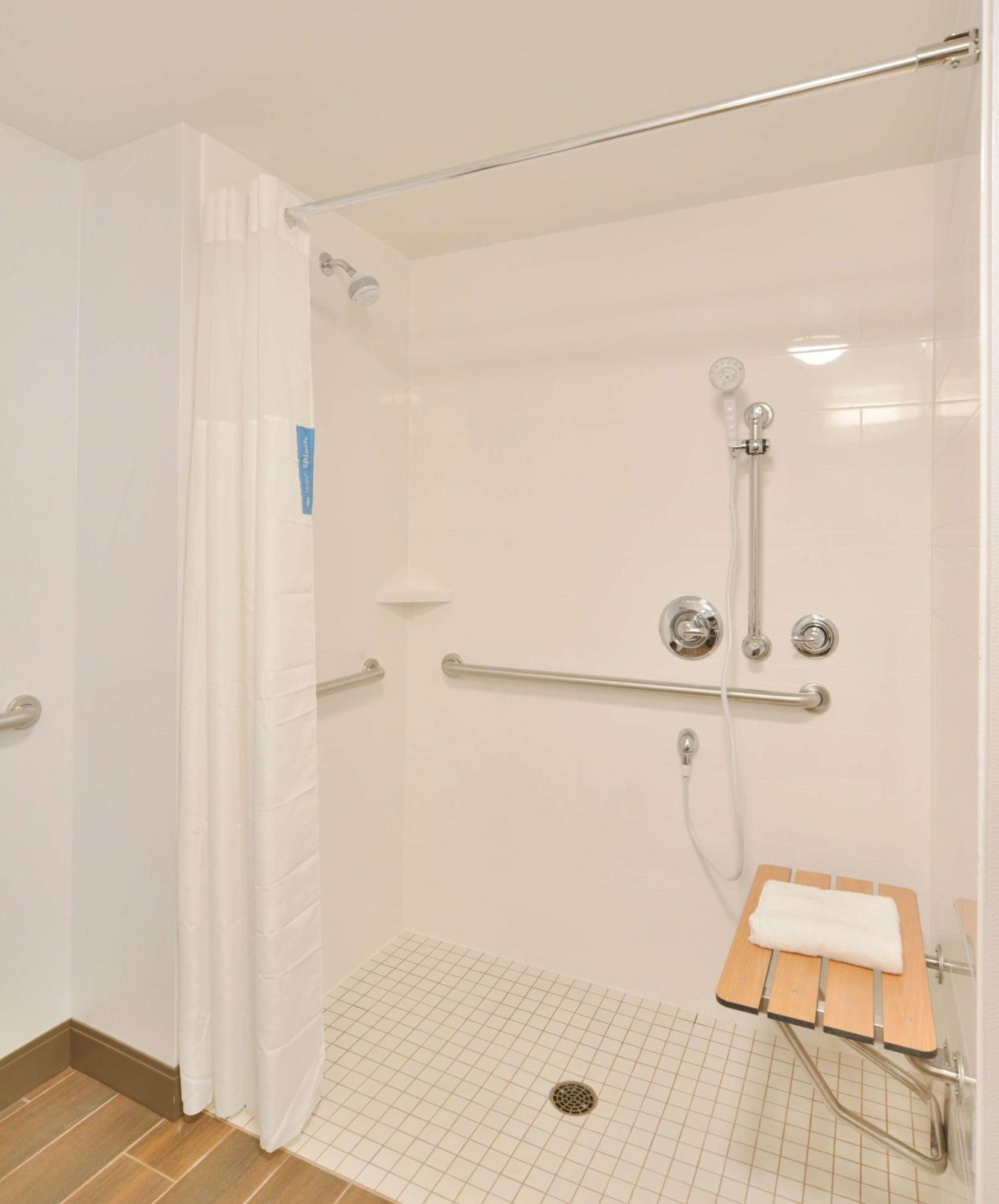 King Studio Mobility Accessible Roll Shower