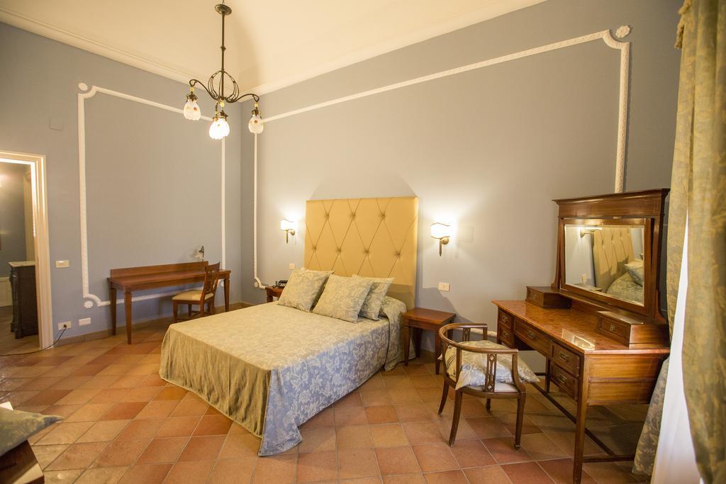 Classic Triple Room