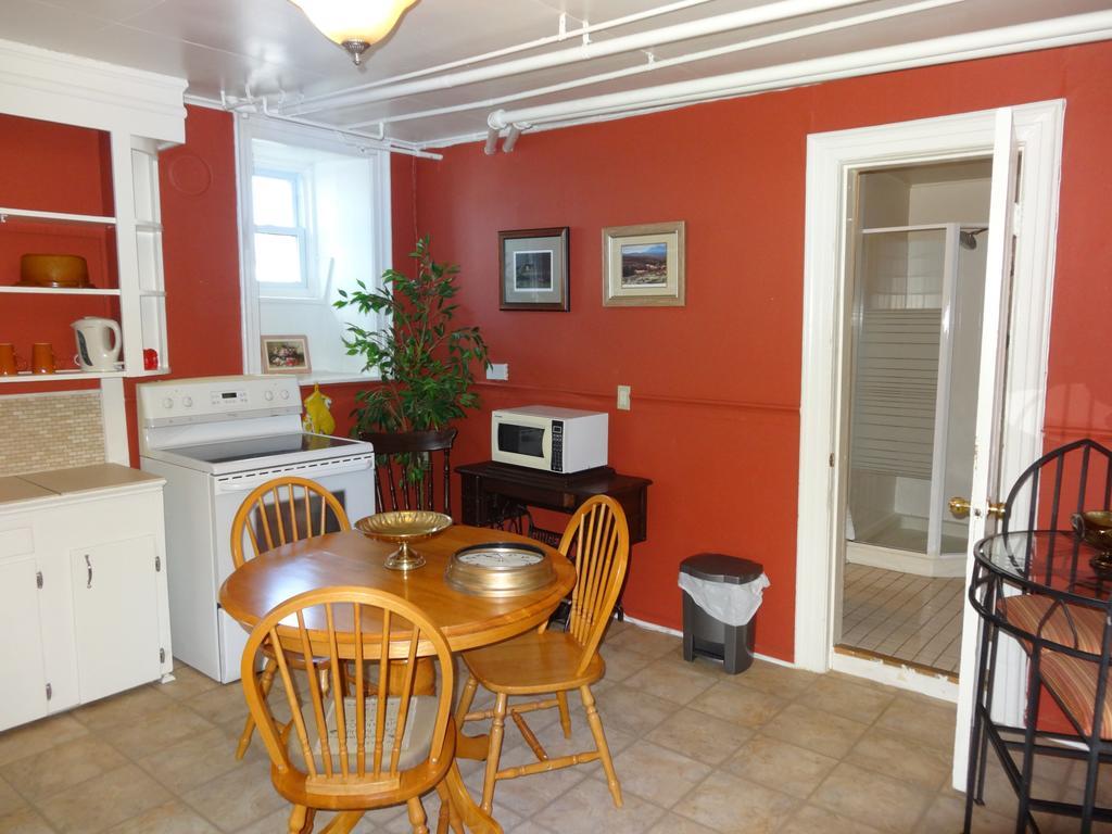Deluxe Family Room,397821720:JPEG