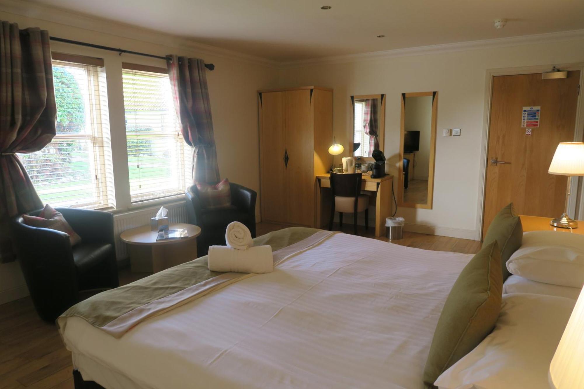 Deluxe Double Room,1516341406:JPEG