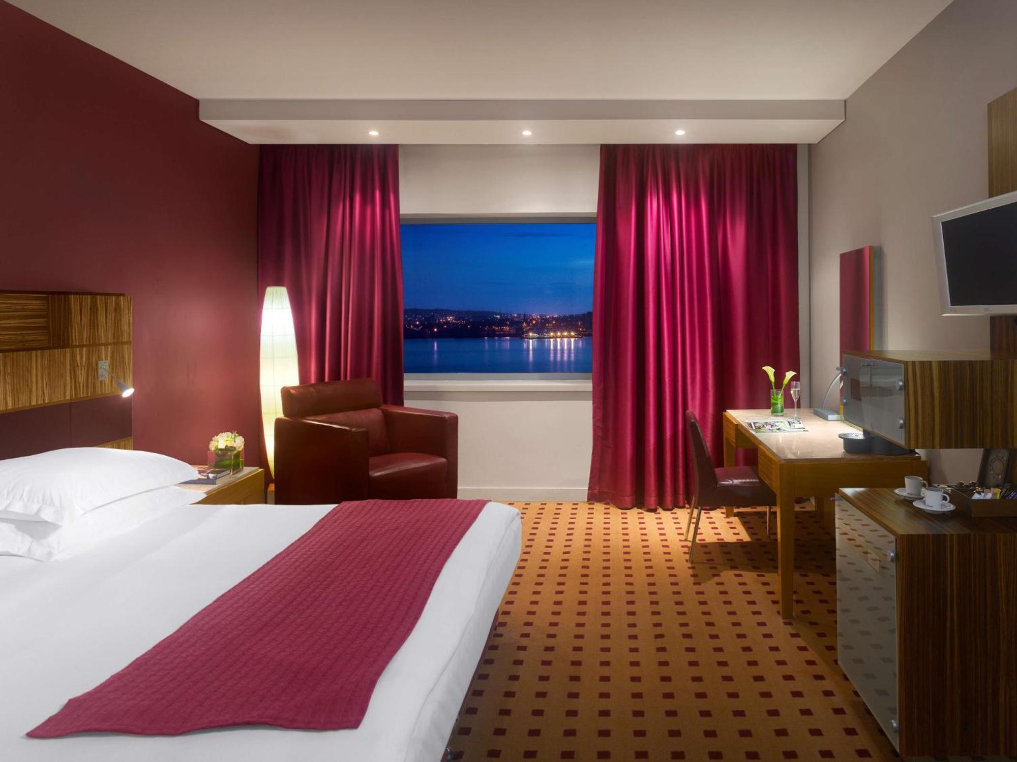 Junior Suite,1274154517:JPEG