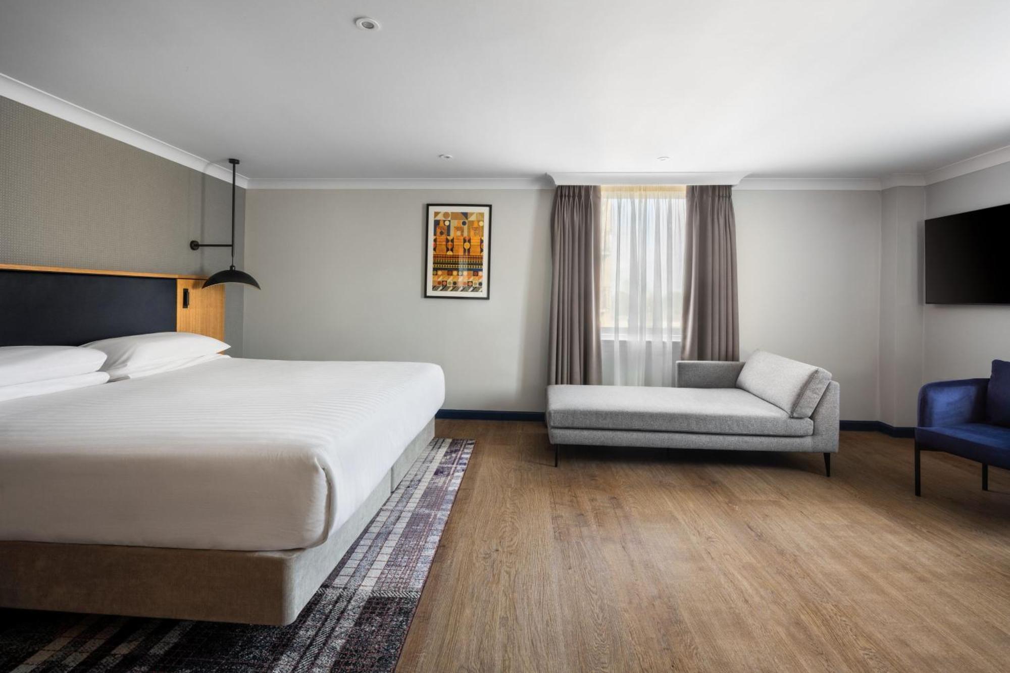 Junior Suite - Executive Lounge Access,1516375645:JPEG