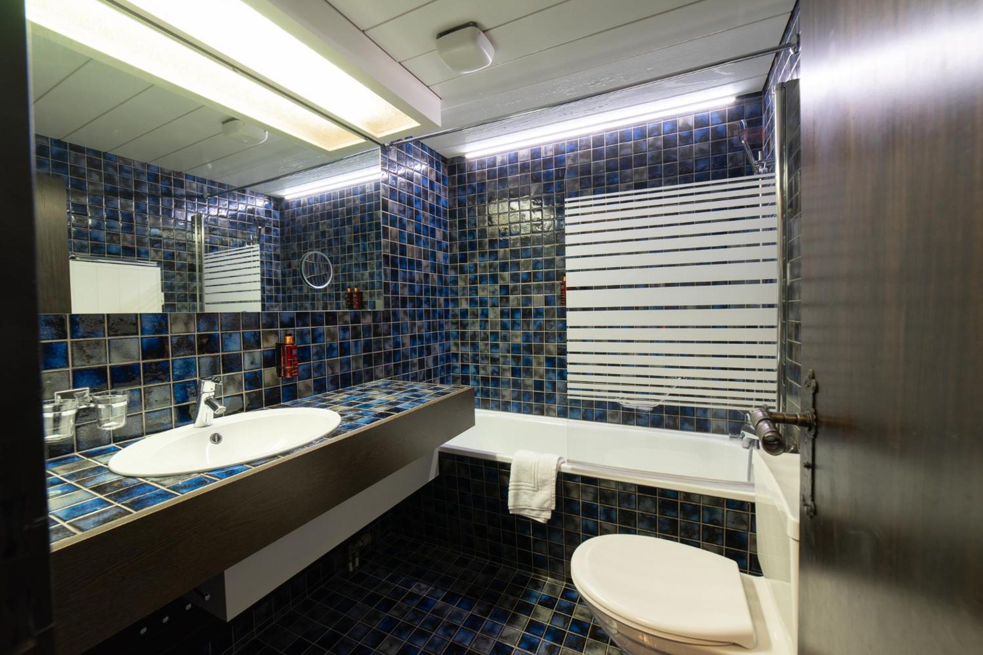 Two-Bedroom Apartment,1516463098:JPEG