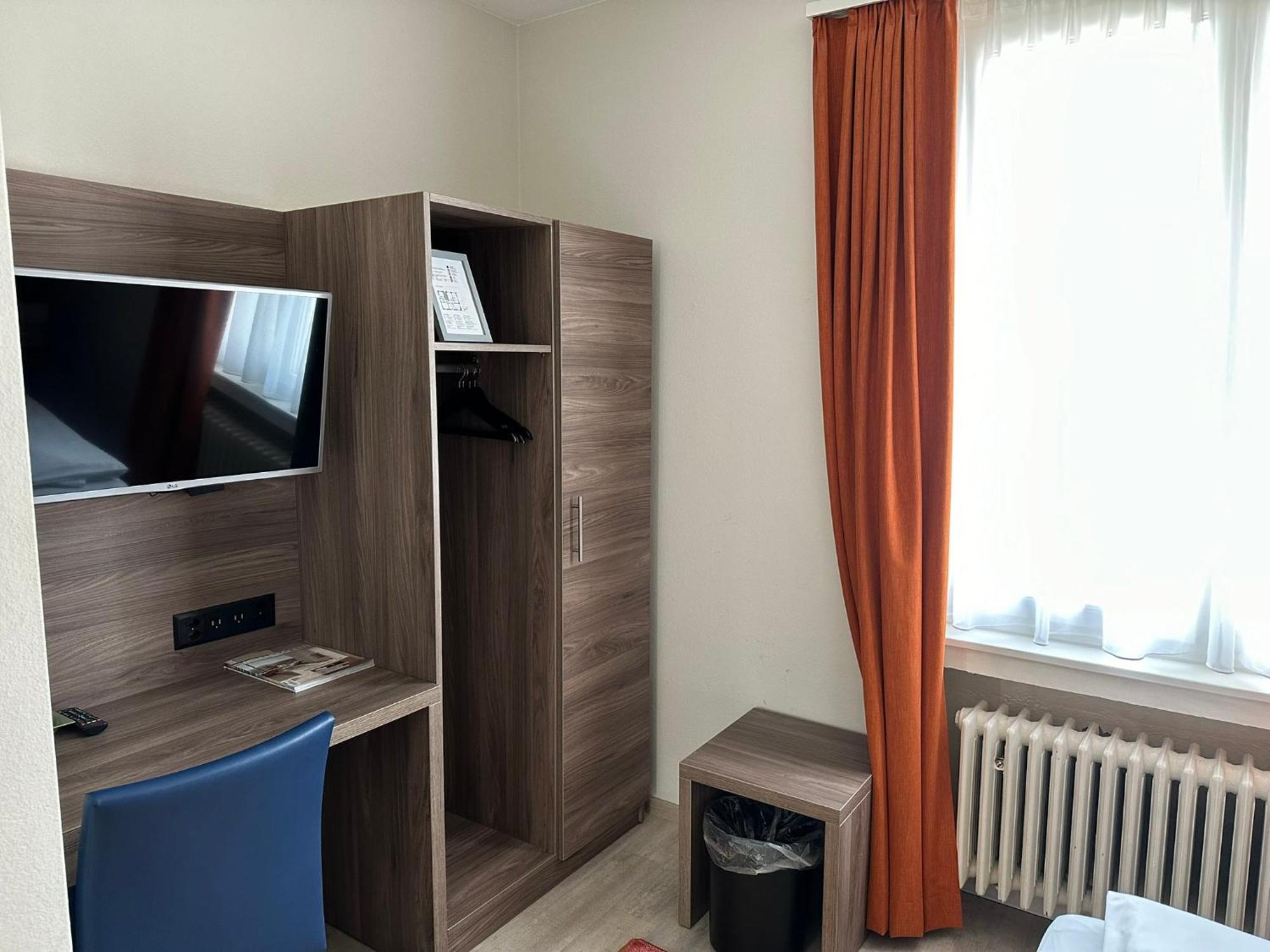 Small Double Room