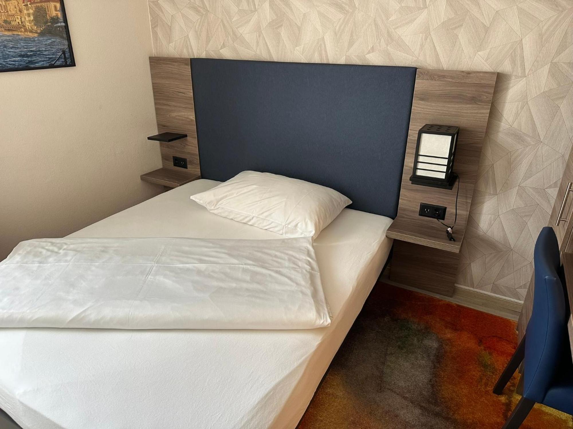Budget Single Room