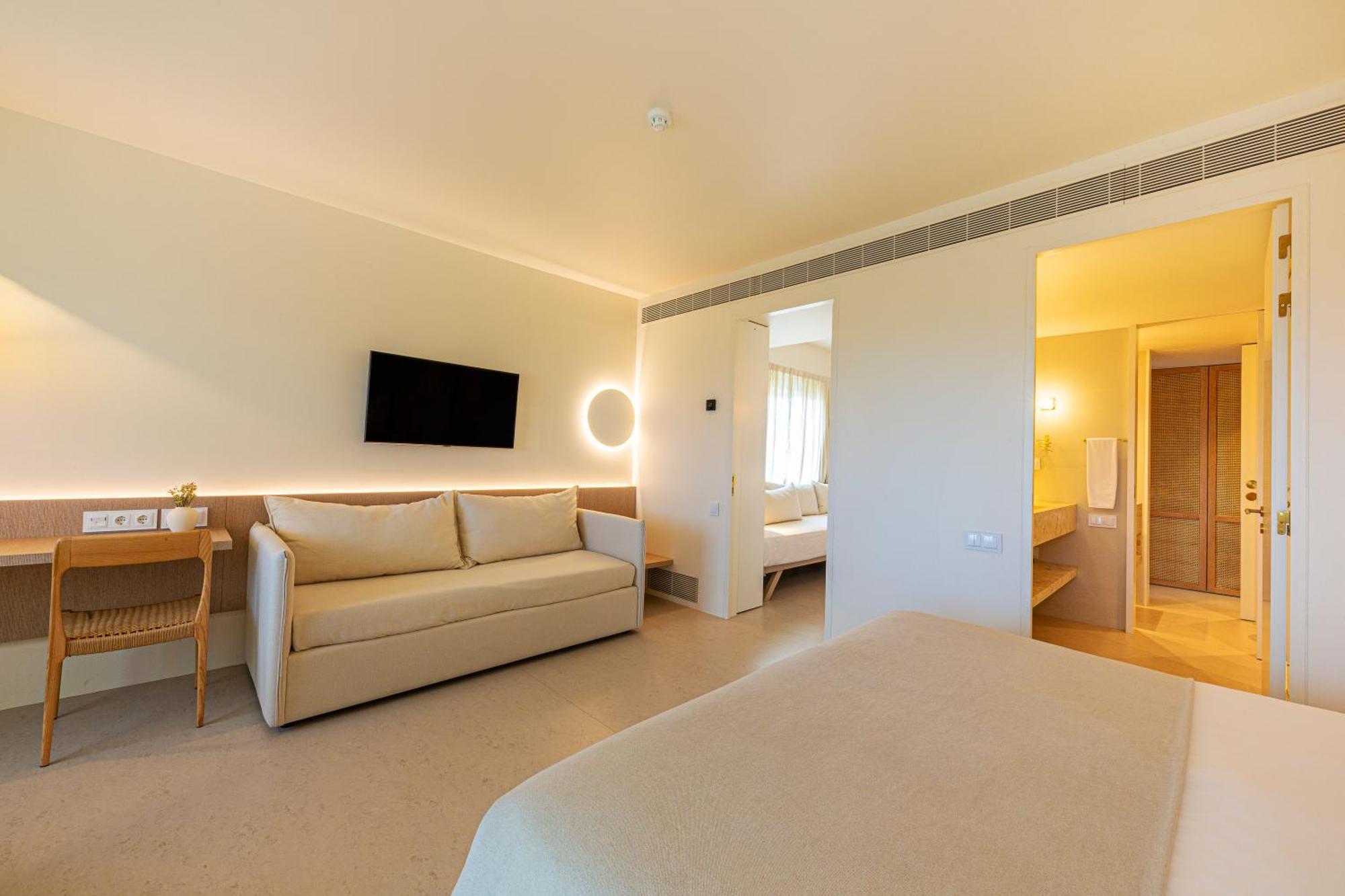 Premium Suite with Sea View