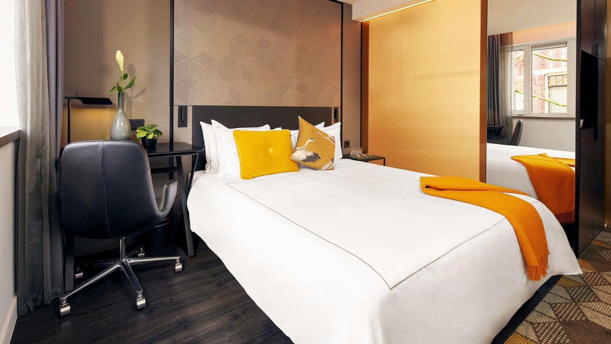 Superior Queen Room,1516424176:JPEG