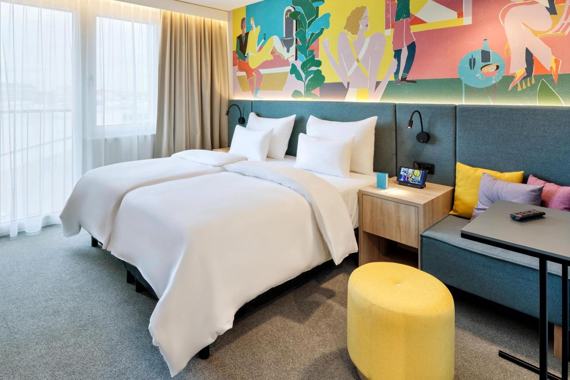 Twin Room,1639551100:JPEG