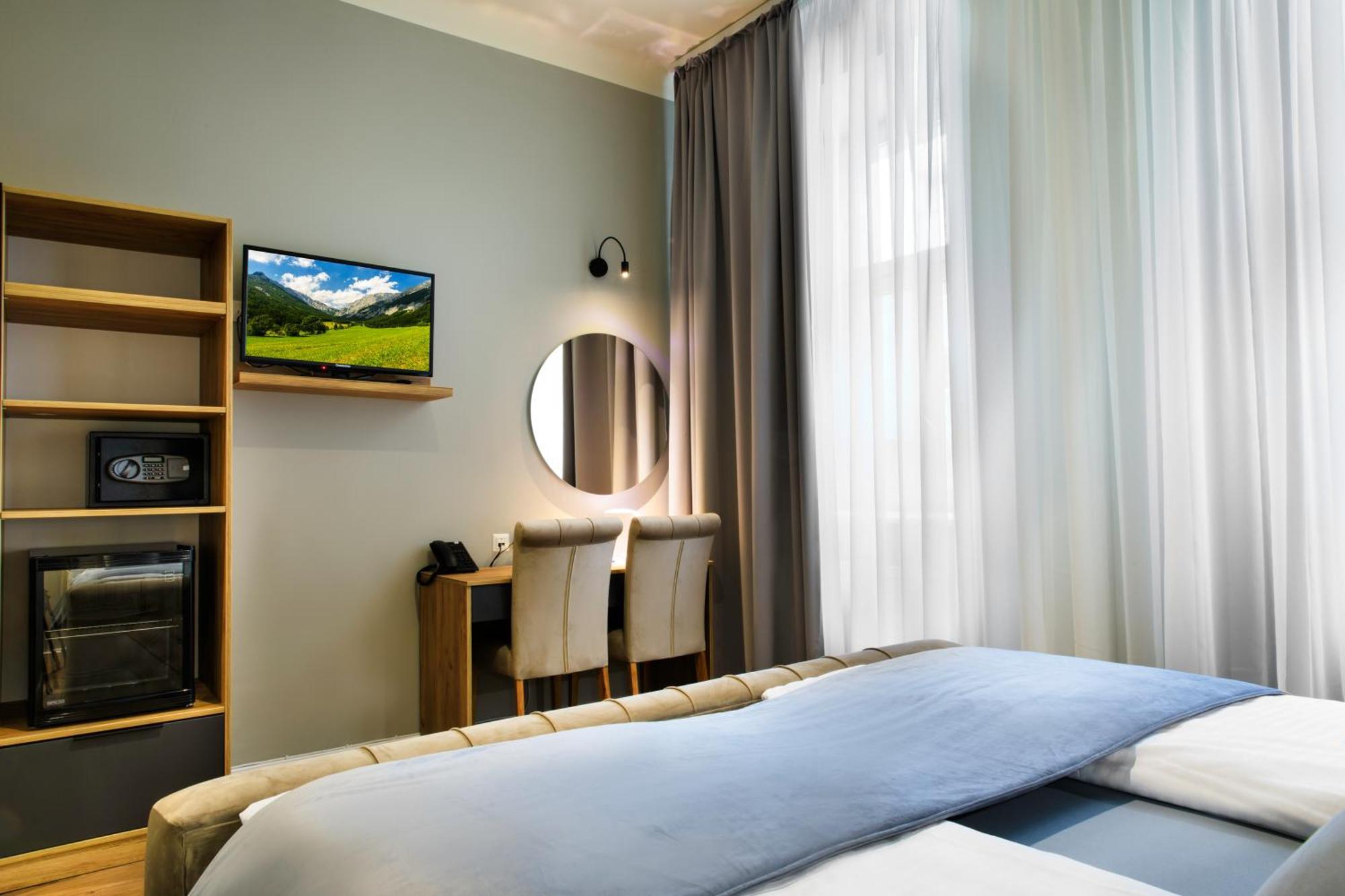 Superior Double Room,1623644281:JPEG