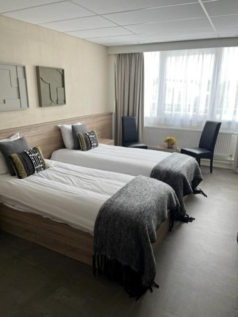 Deluxe Tweepersoonskamer met 2 Aparte Bedden