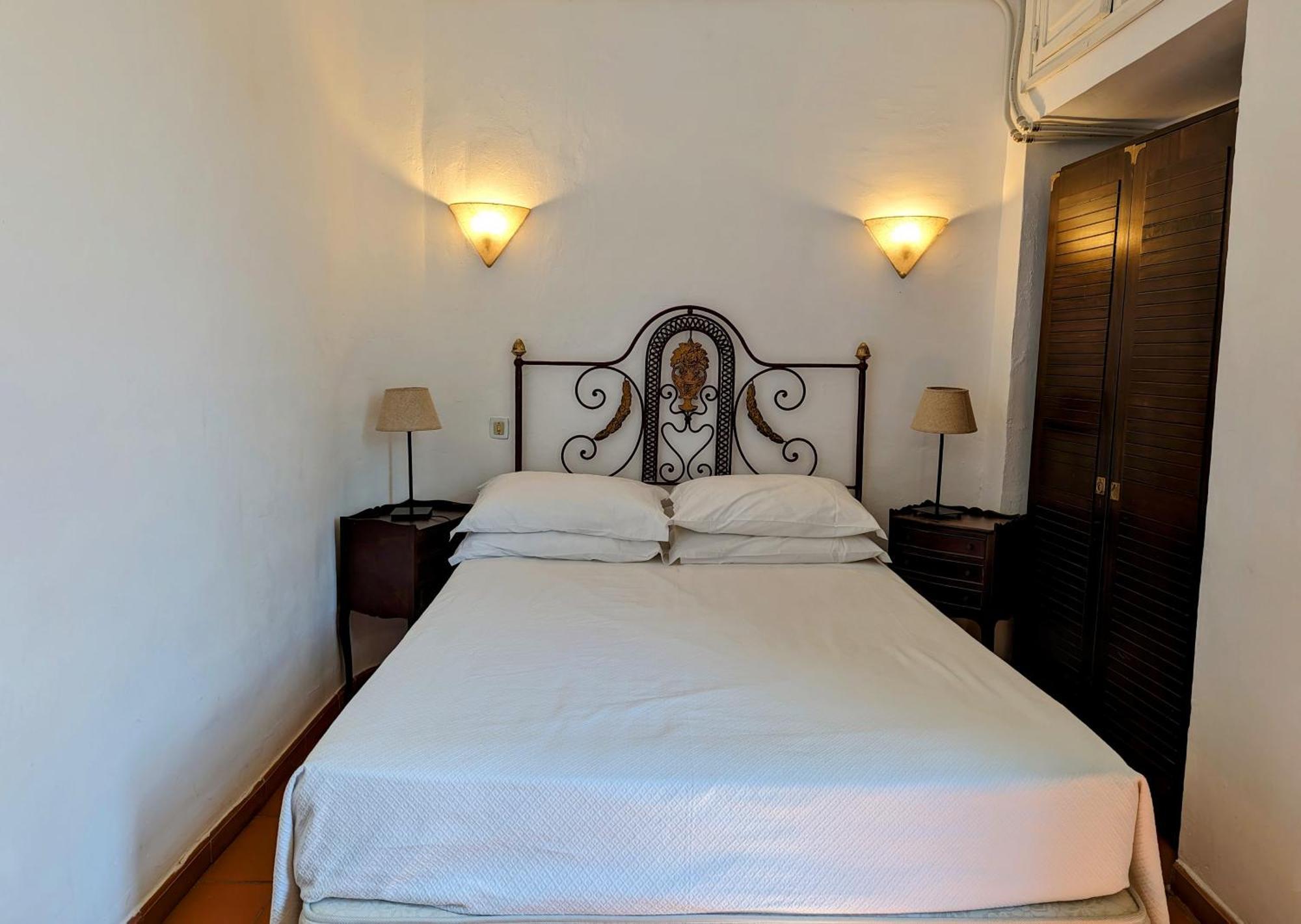 Single Room,1588041964:JPEG
