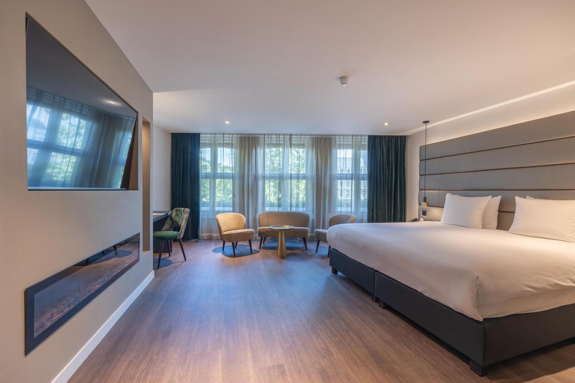 Junior Suite,1620587657:JPEG