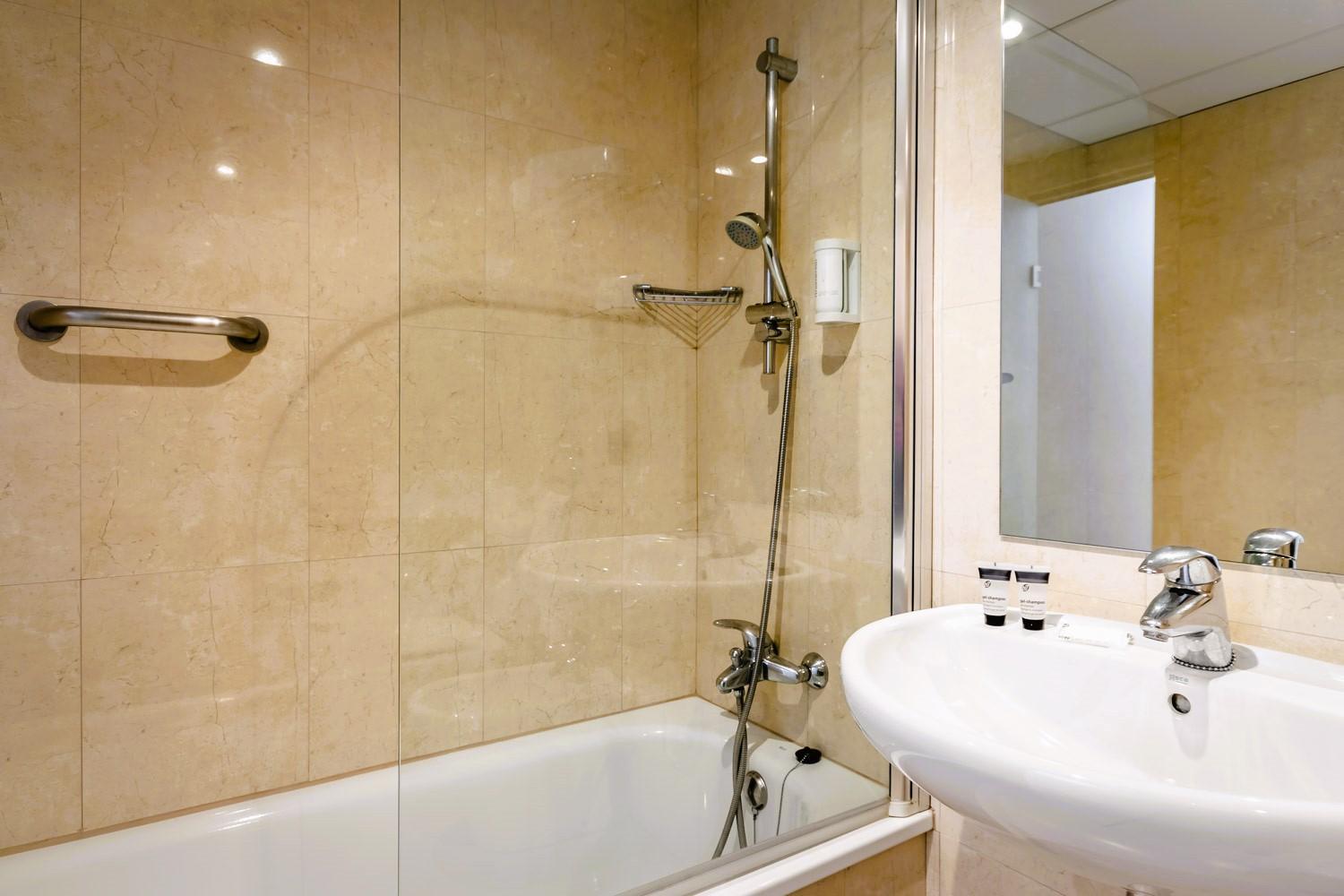 Basic Double Room