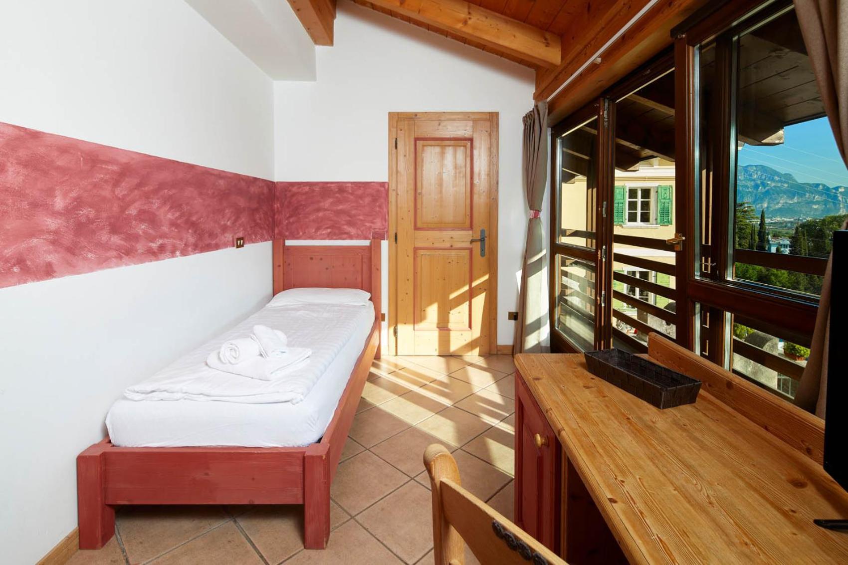 Standard Zweibettzimmer mit Balkon
