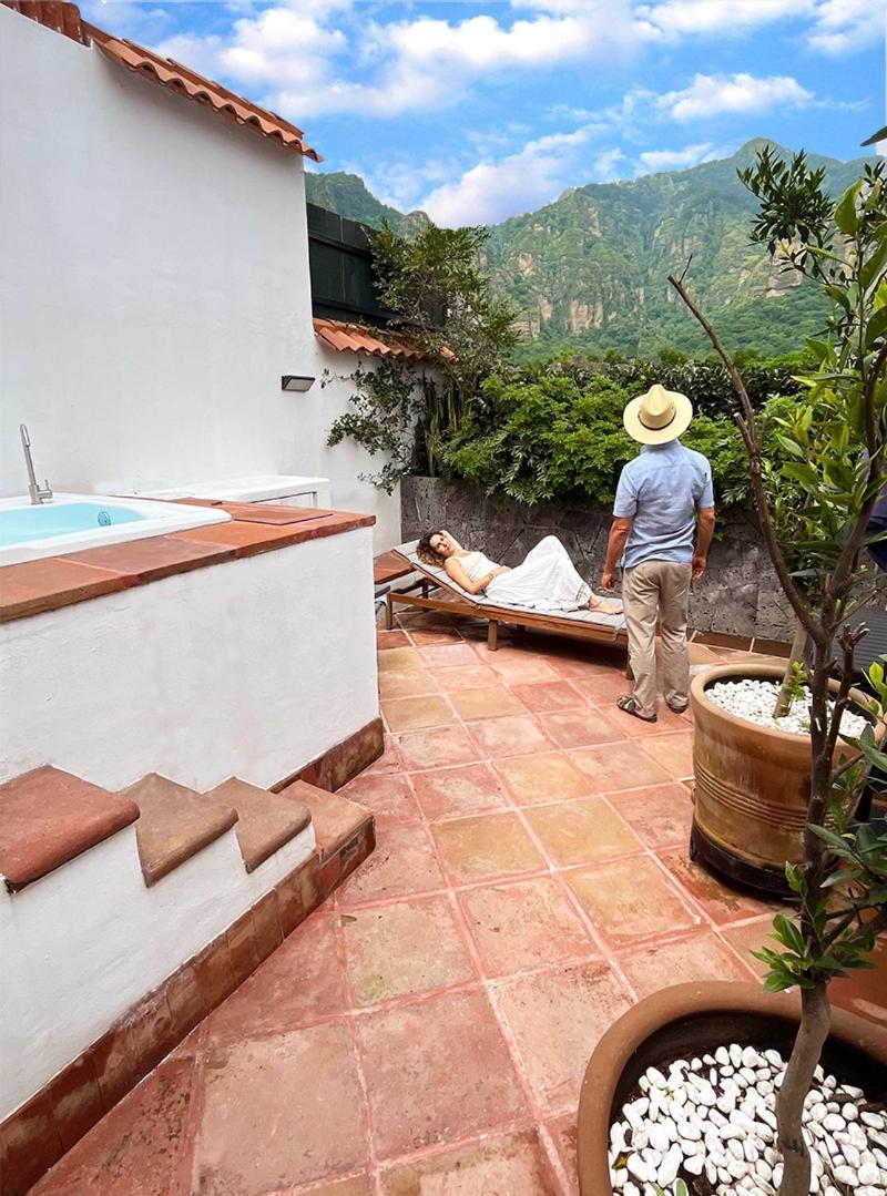 King Room with Mountain View