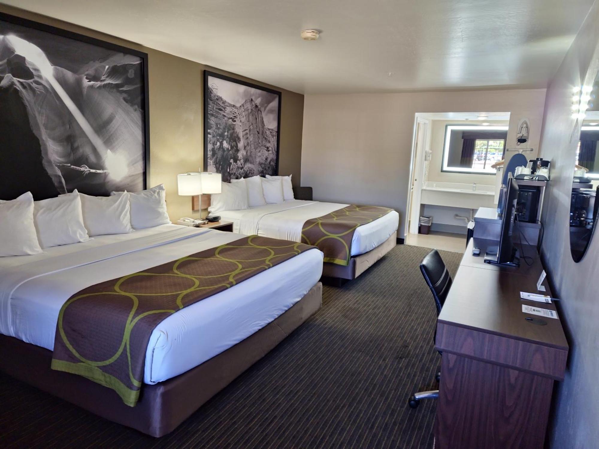 Queen Room Two Queen Beds Mobility Access or Non-Smoking