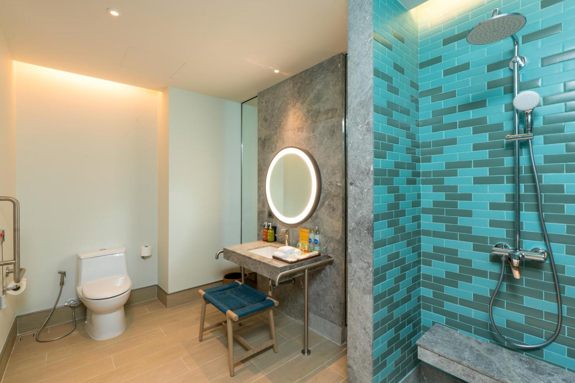 Standard King Room - Accessible