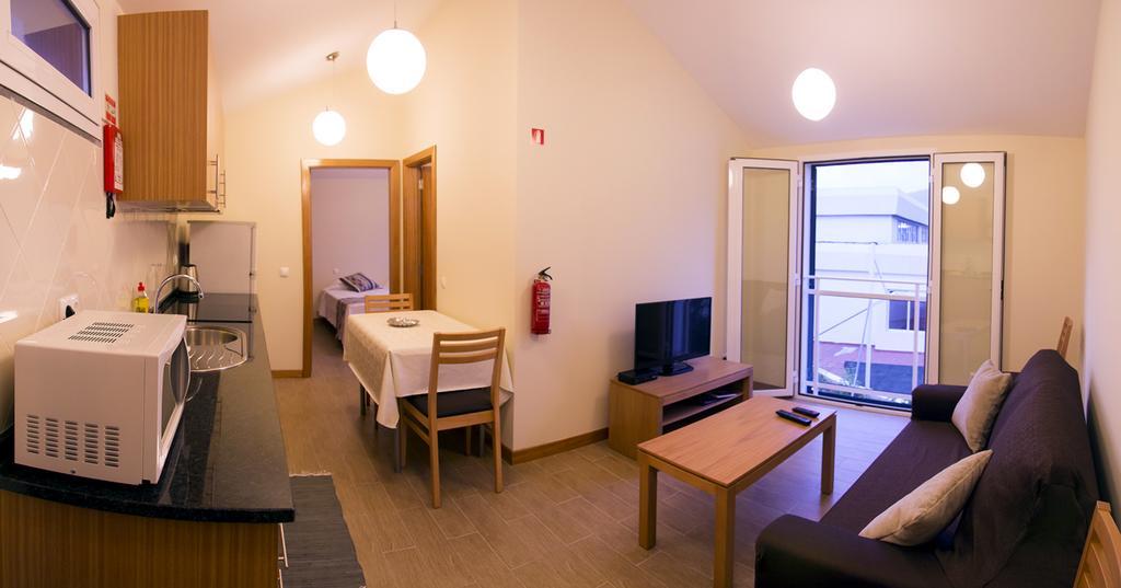 One-Bedroom Apartment,154083283:JPEG