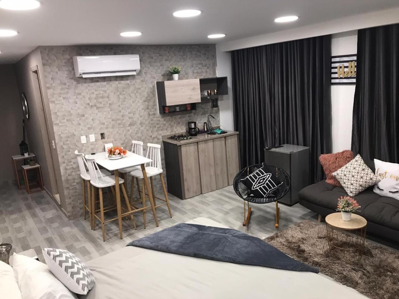 Deluxe double room with balcony and Kitchen