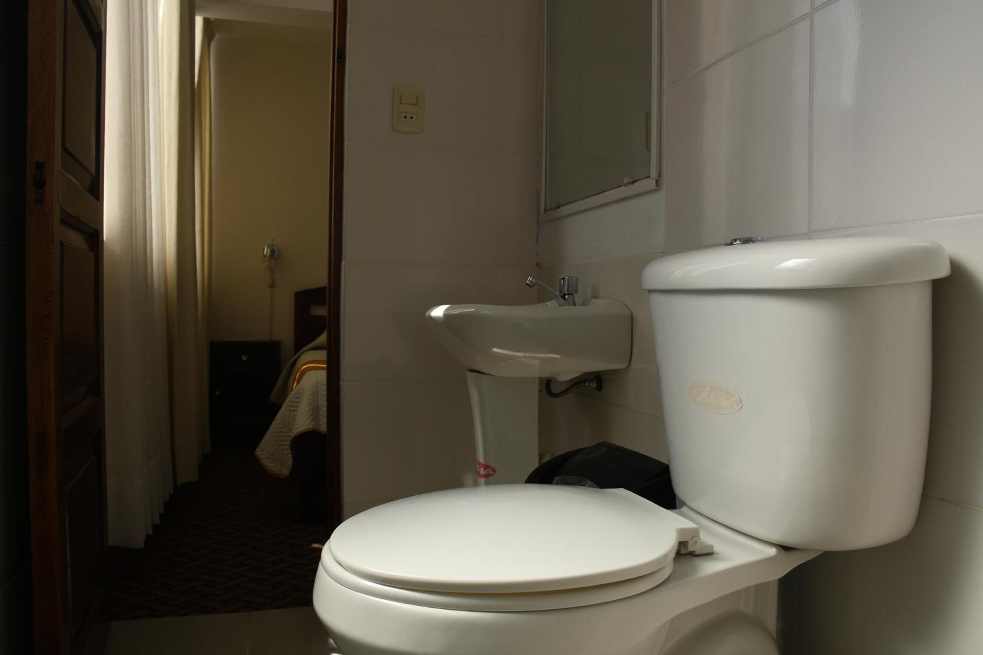 Habitación Familiar con baño privado