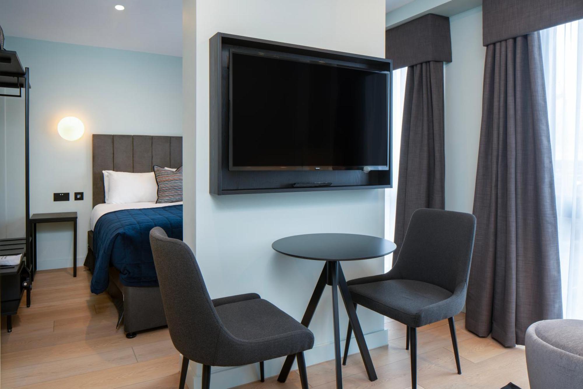 Deluxe Studio with Terrace