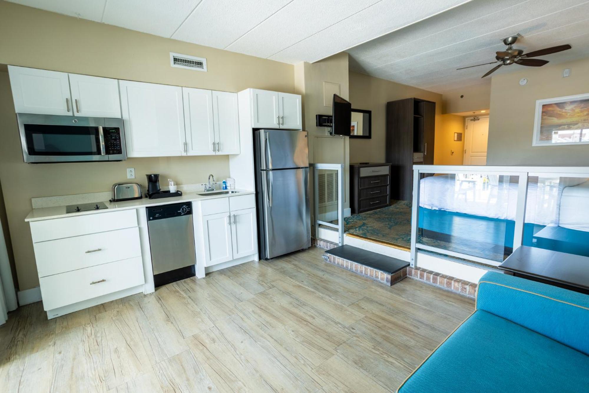 Suite with Pool View and Balcony