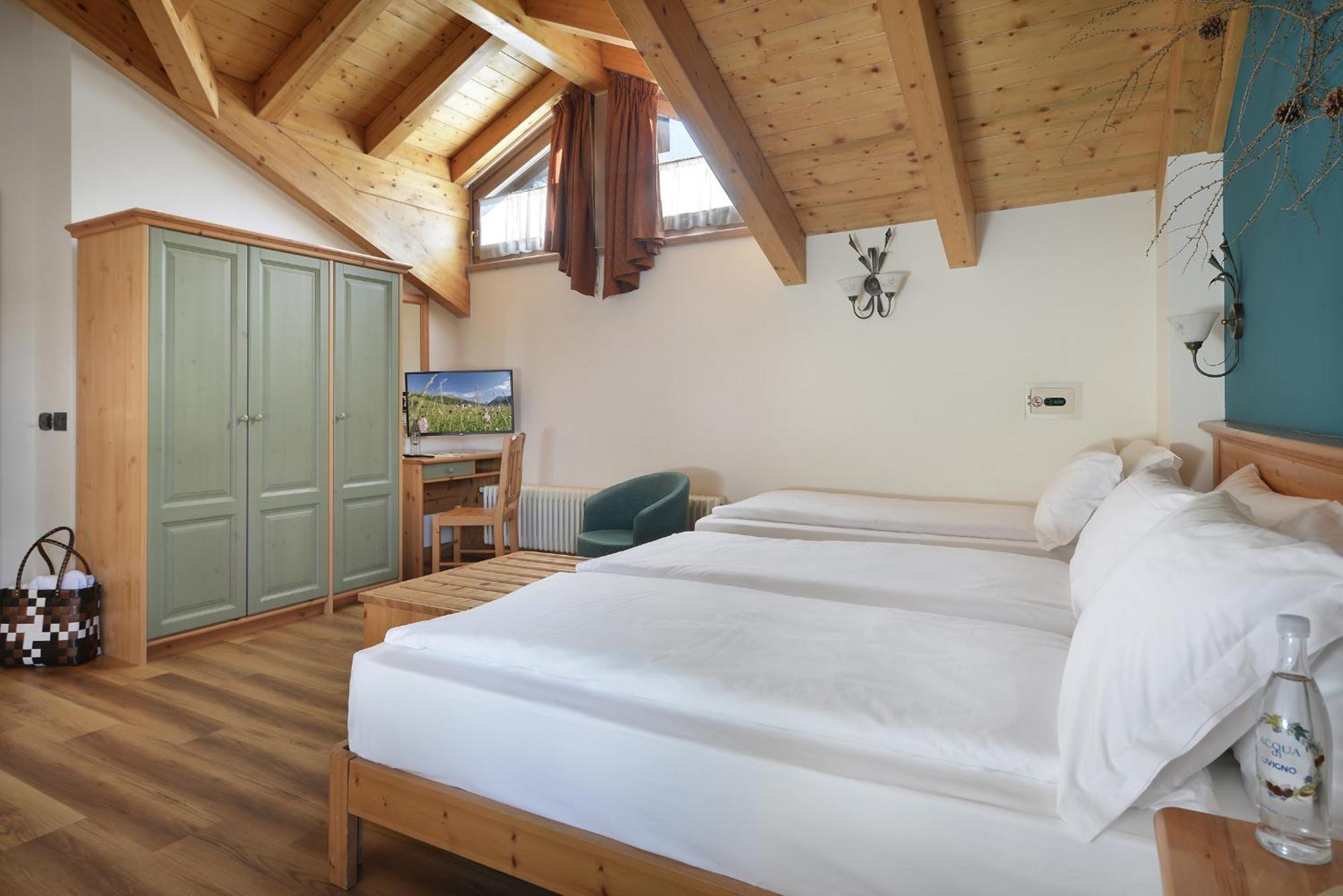 Dreibettzimmer