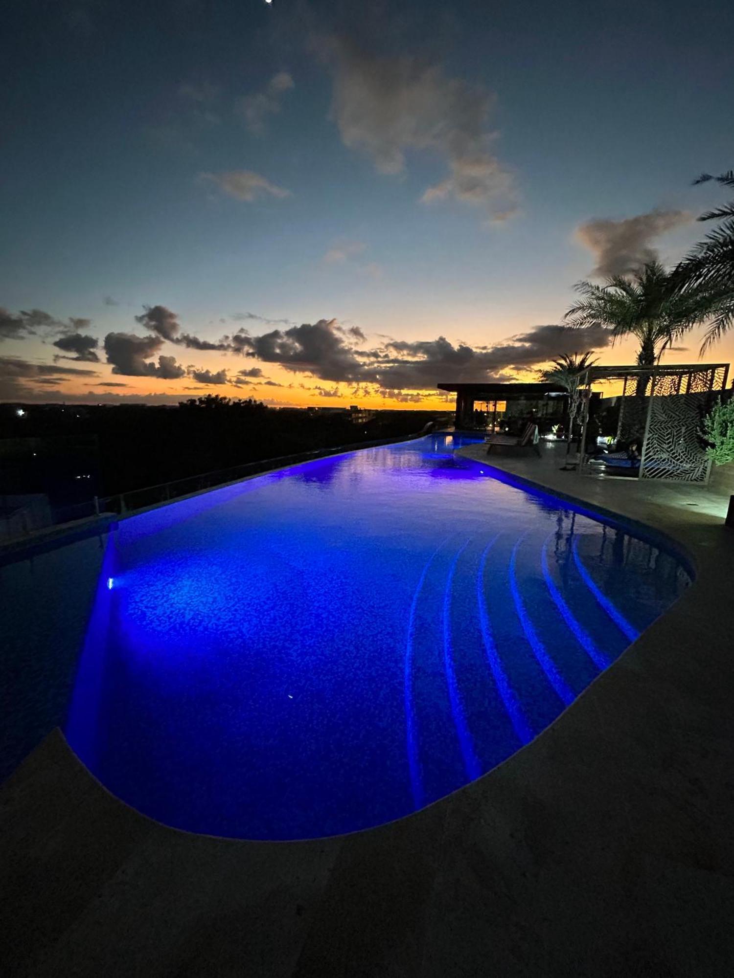 Double Room Pool View
